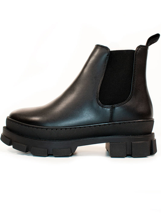  Luxe Track Sole Chelsea Boots