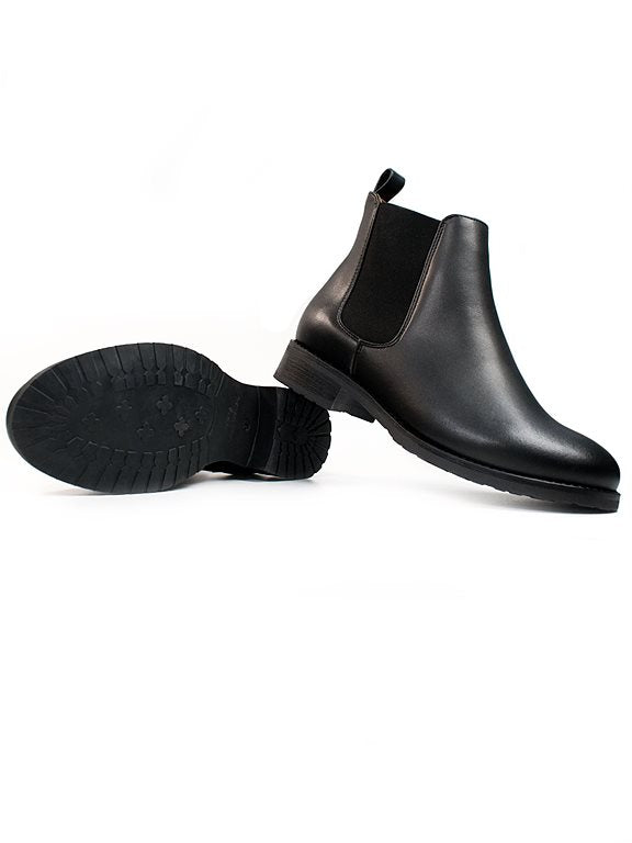  Luxe Smart Chelsea Boots Black