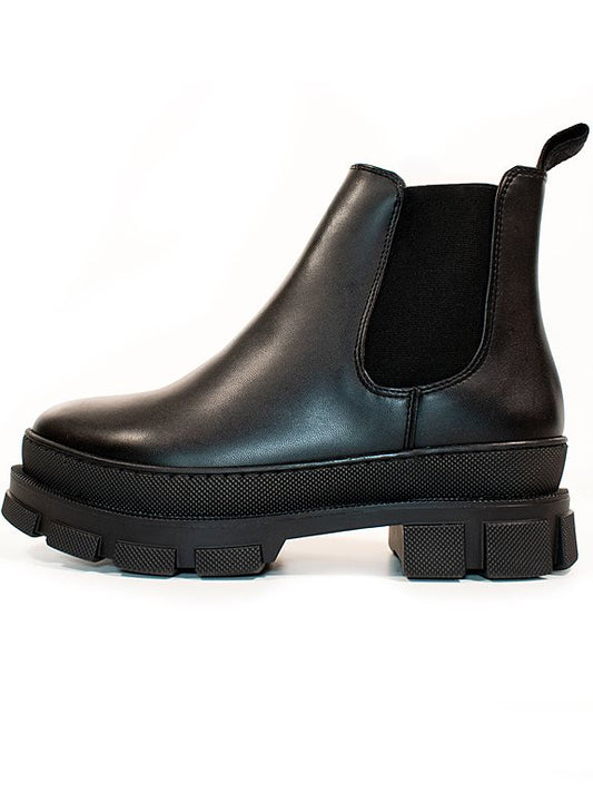  Luxe Track Sole Chelsea Boots Black