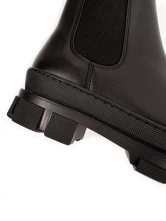  Luxe Track Sole Chelsea Boots Black