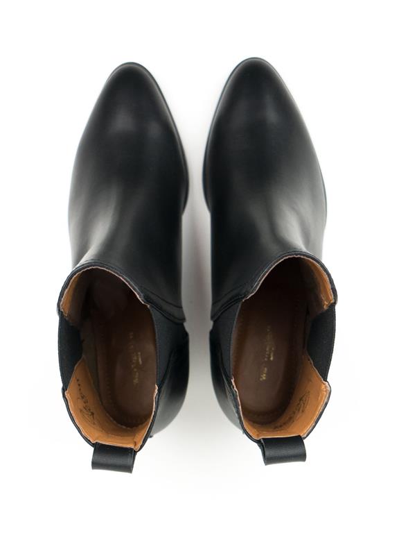  Chelsea Boots Point Toe Black