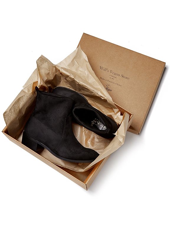  Boots Slip-On Black