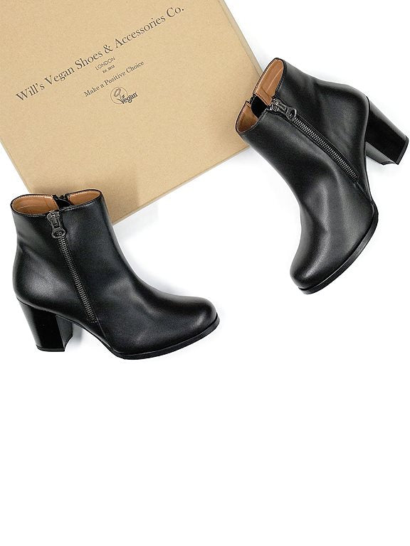  Boots Quarter Length Black