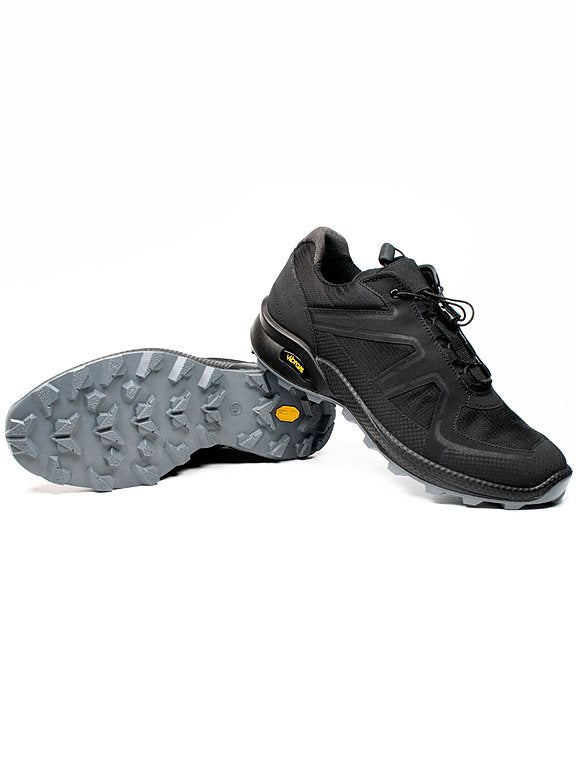  Cross Running Trainers Black