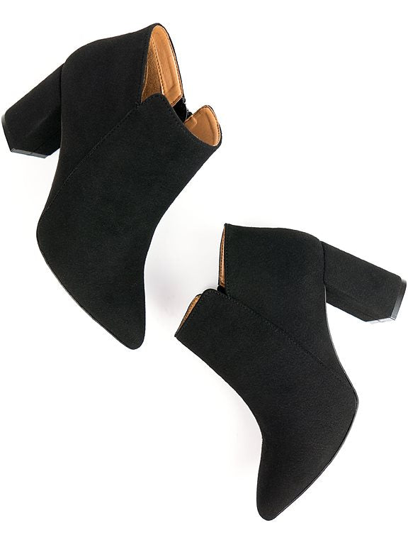  Boots Point Toe Black