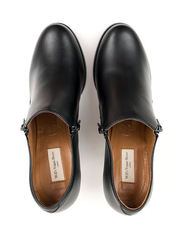  Heels Zip Black