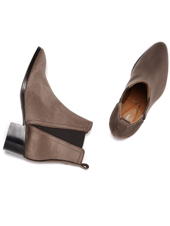 Chelsea Boots Point Toe Dark Brown