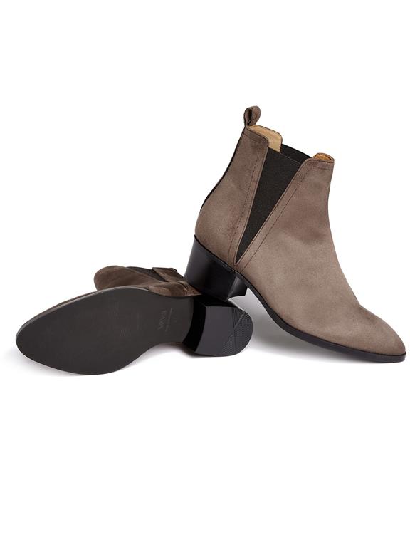  Chelsea Boots Point Toe Dark Brown