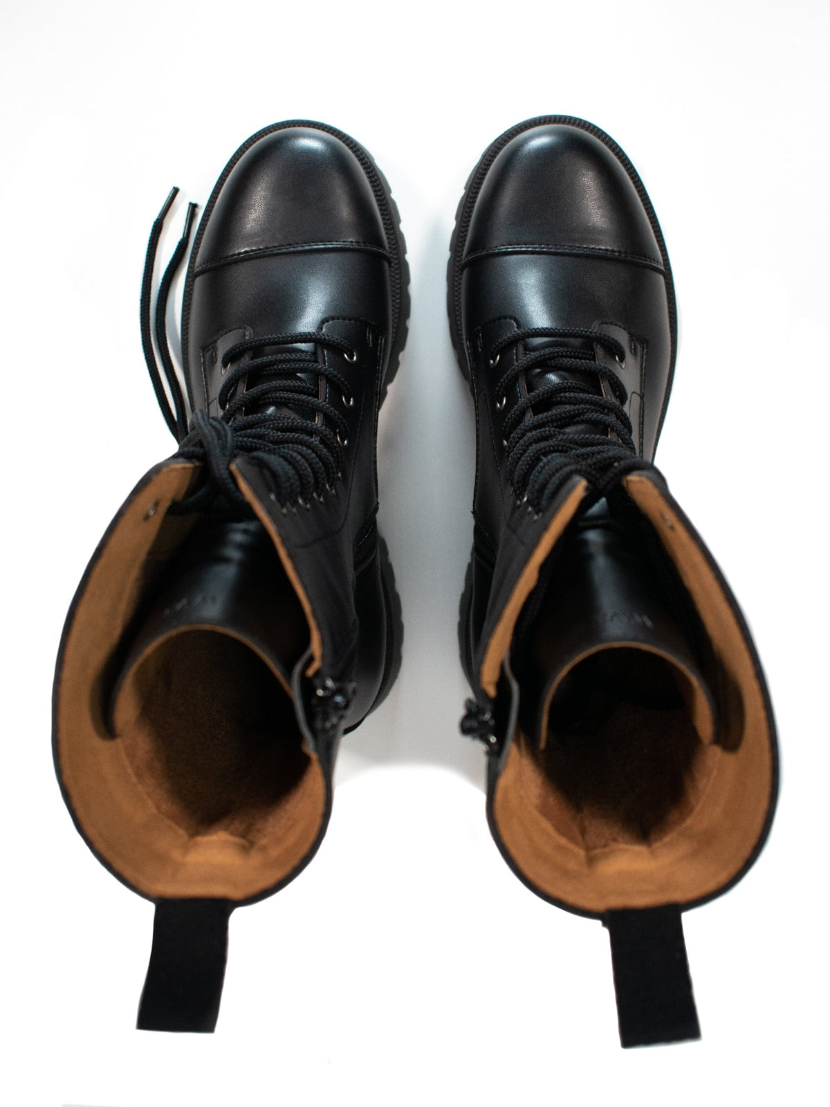  Track Sole 10 Eye Boots