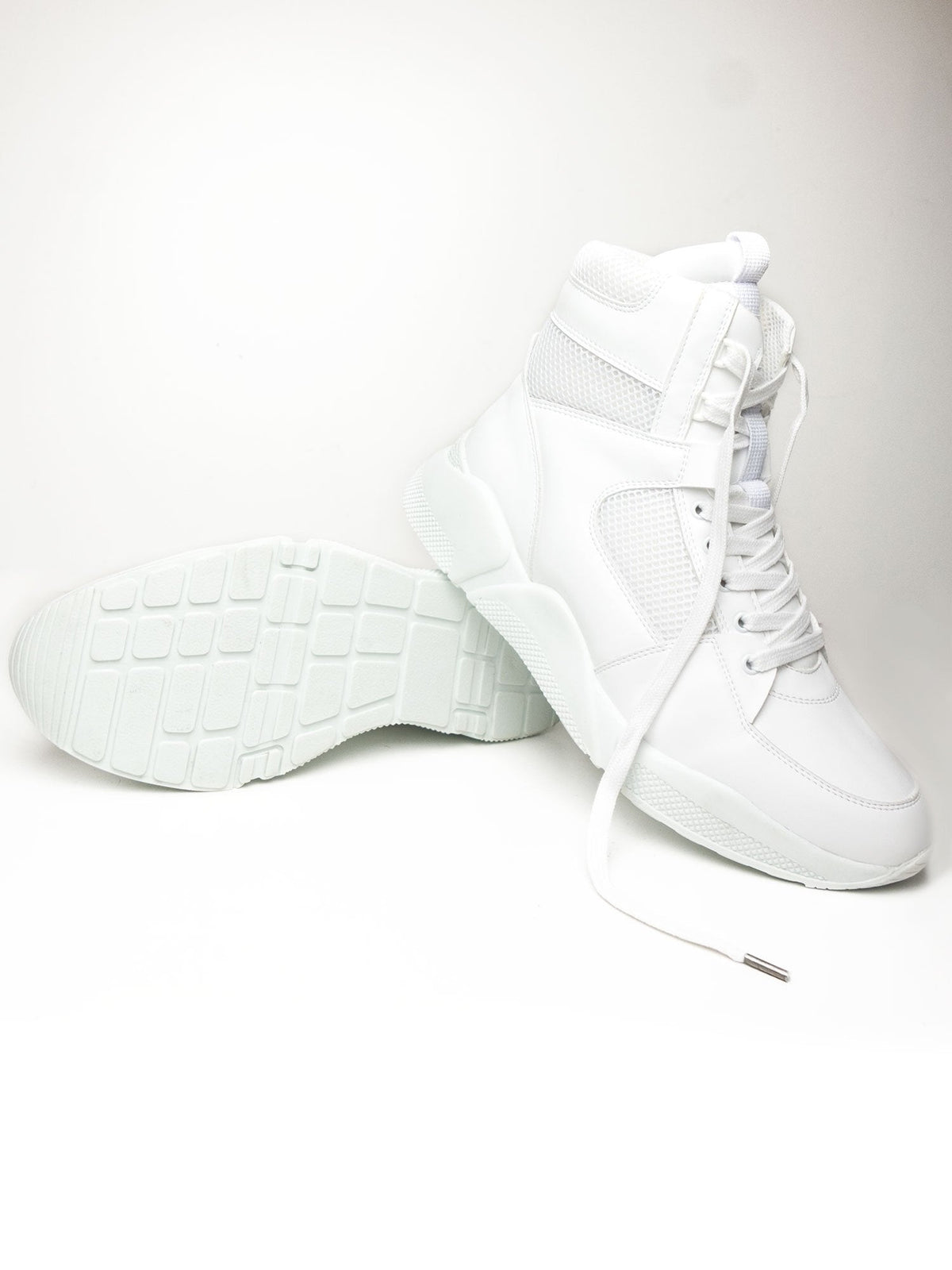  Chicago High-Tops