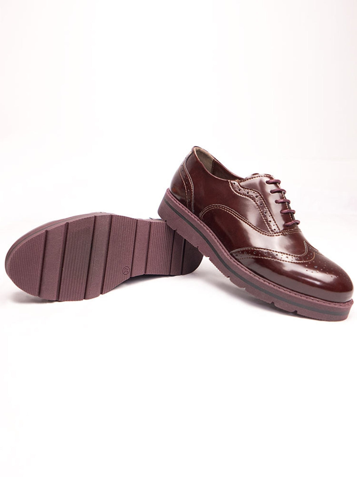  Flatform Brogues